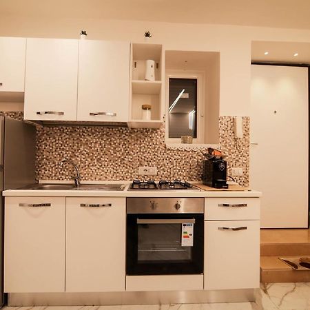 Casa Vacanze Mergellina 84 Chiaia, Stadio Maradona Lungomarecaracciolo Napels Buitenkant foto